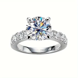1 S925 silver-plated 18K gold-plated 3.5-carat, 0.8-carat moissanite ring.